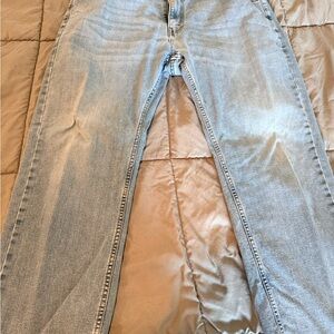 Levi's Women's Straight Leg Jeans in Light Blue